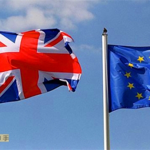 Ӣ���˚W��Ͷ�Y(ji��)�����̓r���ו��к�Ӱ푣�